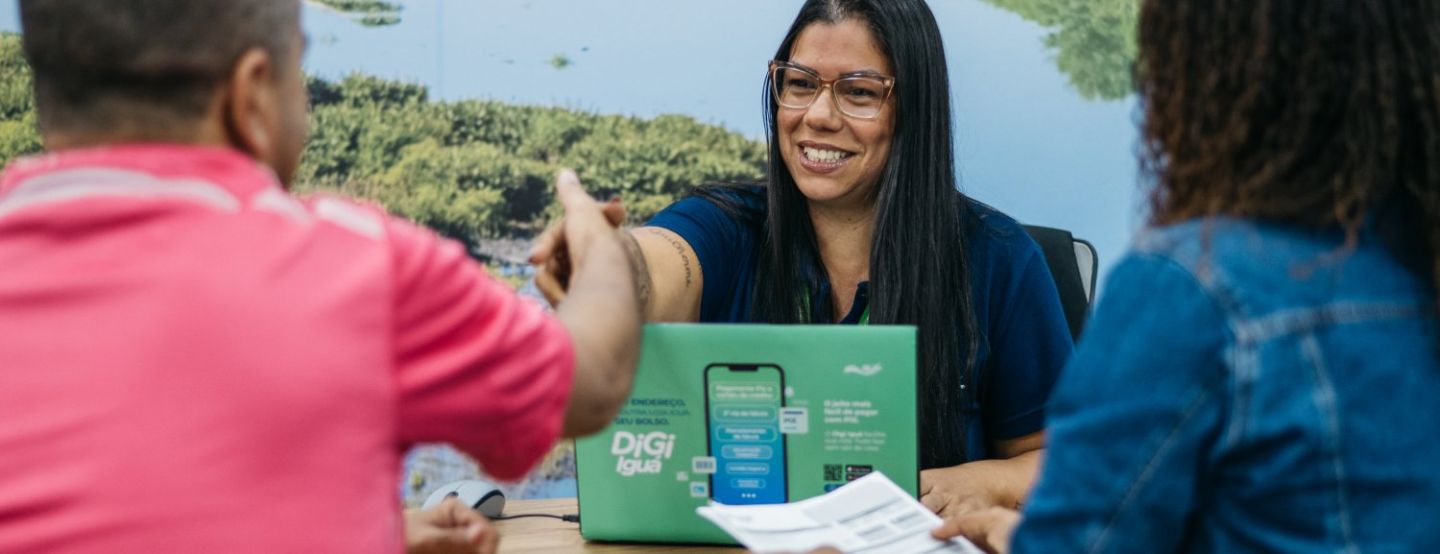 Nos feriados de fim de ano, Iguá prioriza atendimento nos canais não-presenciais Nos feriados de fim de ano, Iguá prioriza atendimento nos canais não-presenciais