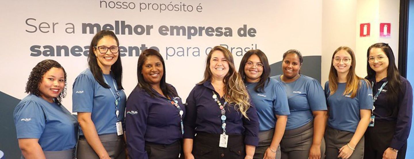 Colaboradores aprovam nova loja de atendimento da Sanessol Colaboradores aprovam nova loja de atendimento da Sanessol