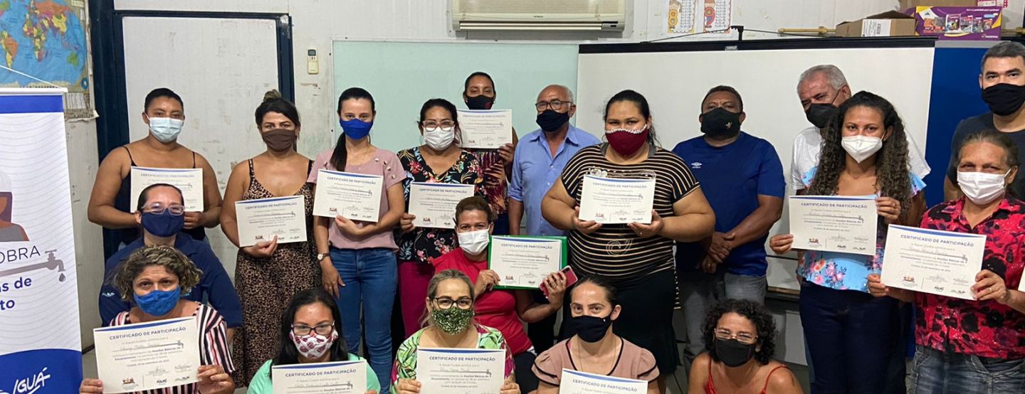 Projeto treina estudantes da Educação de Jovens e Adultos sobre como evitar o desperdício de água Projeto treina estudantes da Educação de Jovens e Adultos sobre como evitar o desperdício de água