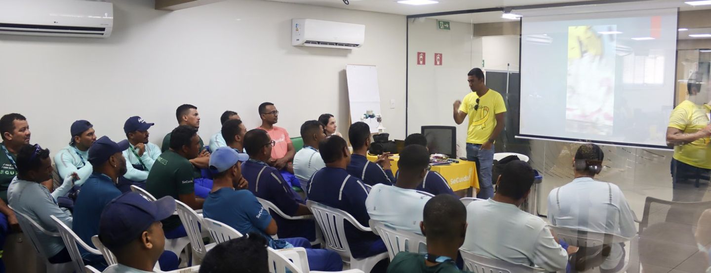 Águas Cuiabá adere ao Maio Amarelo em campanha pela conscientização à segurança no trânsito Águas Cuiabá adere ao Maio Amarelo em campanha pela conscientização à segurança no trânsito
